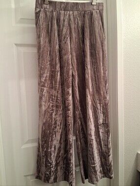A New Day Crushed Velvet Pants Small
